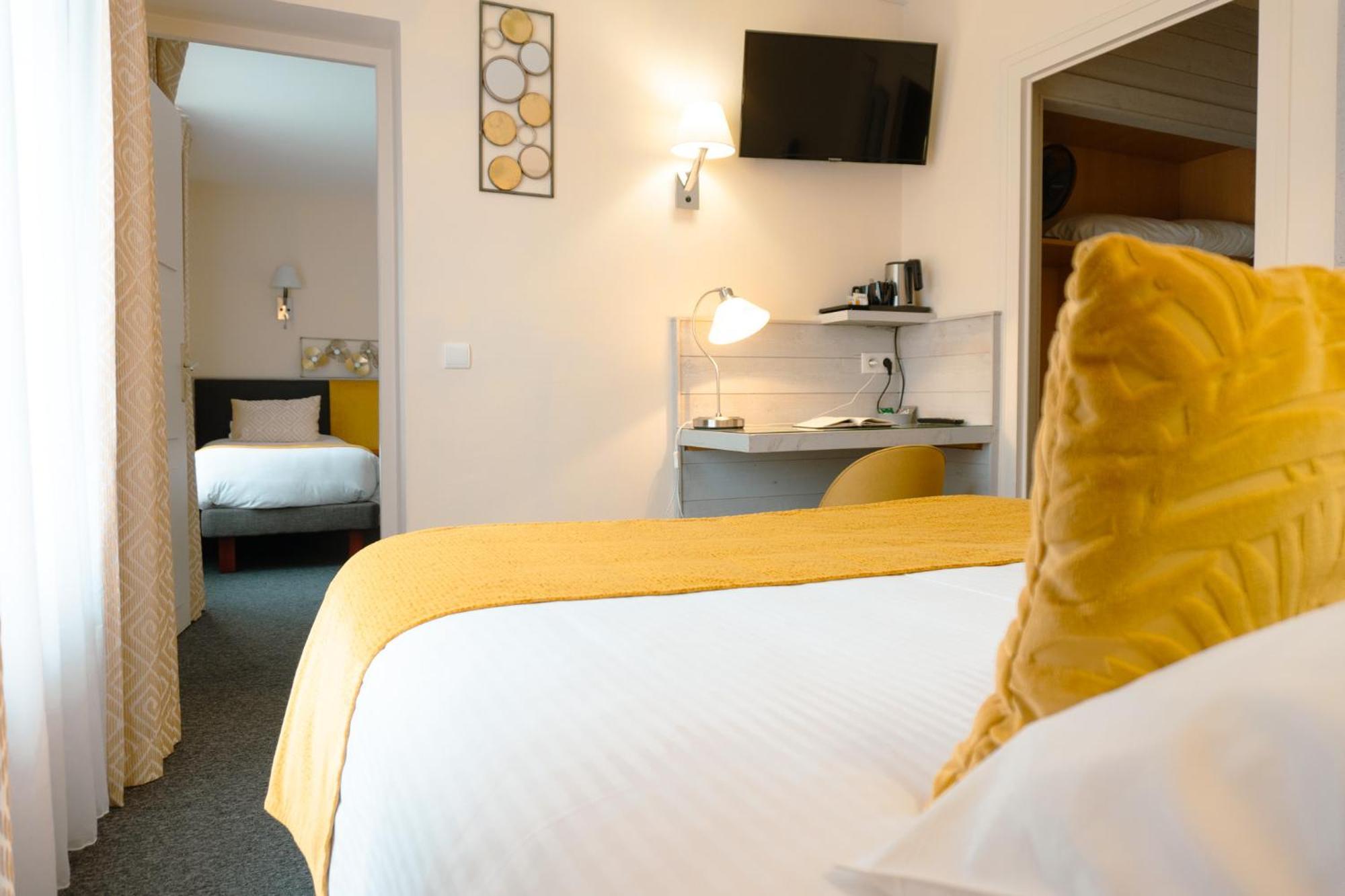 Hotel Spa & Restaurant O Pervenches ชองเบรี ภายนอก รูปภาพ